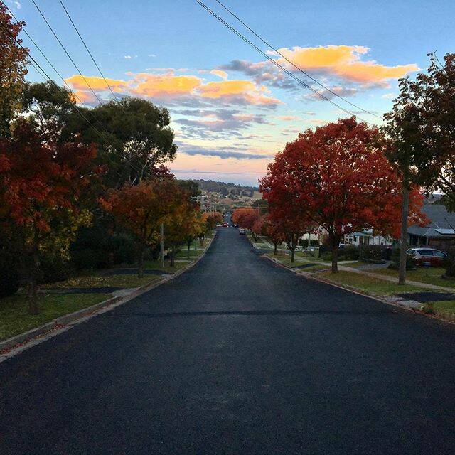 PIC OF THE DAY: This stunning sunset shot was captured by Lisa Brown (@whereislisaa) at Armidale.