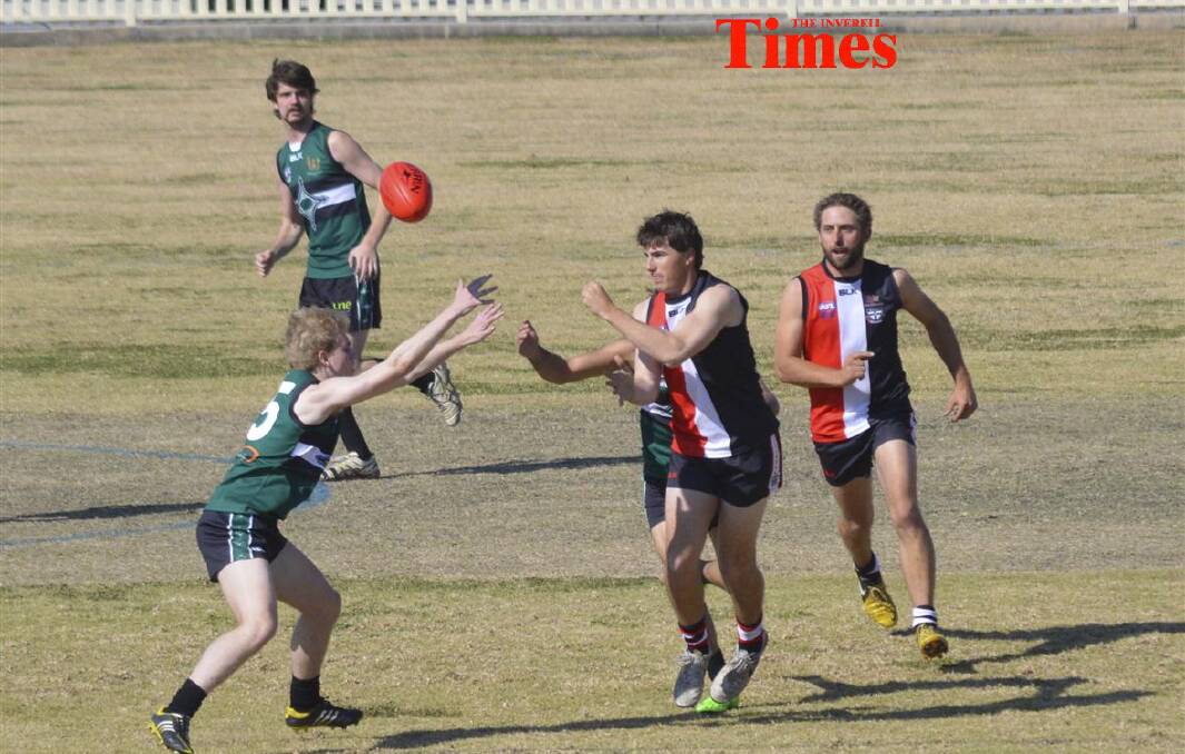 The New England Nomads 17.10.112 were too strong for the Inverell Saints 11.13.79 at Varley Oval on Saturday.