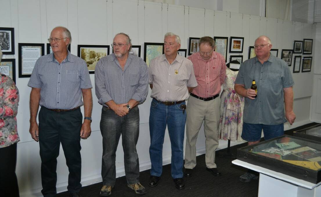 Volunteers who put any many, many hours to restore the Pottery Gallery to its present position: Ron Nancarrow, Bruce Peasley, Bert
Makepeace, Mark Rorke and Ross Provis. Photo by Harold Konz No 8698