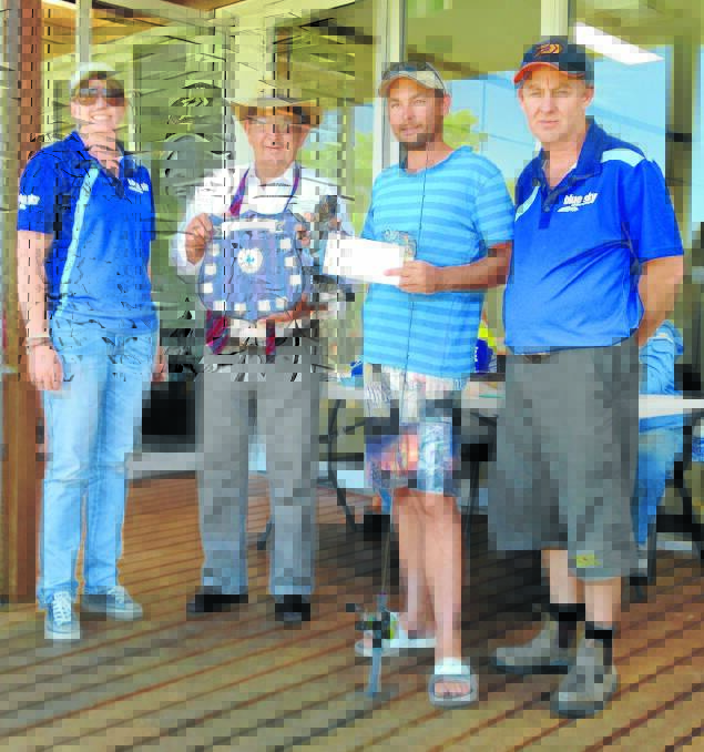 CHAMP: Last year's champion Josh Usher (second from right) with proprietors of new naming rights sponsor Inverell Blue Sky Outdoors, Wendy and Mike Shelton and shire councillor Harold Castledine.