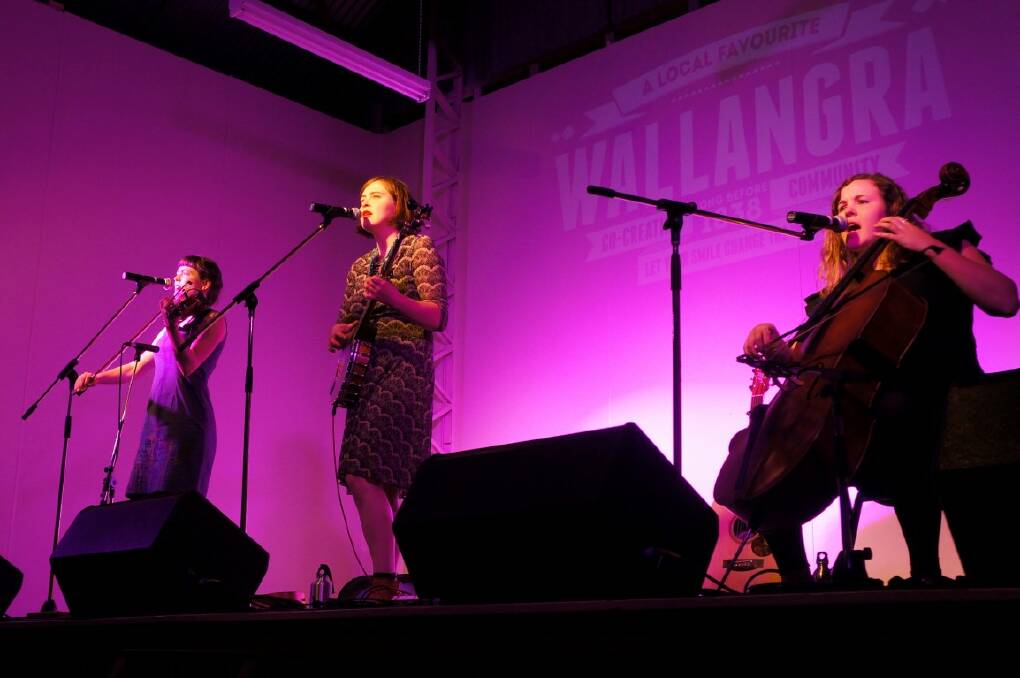 Elsie Rigby, Maggie Rigby and Anita Hillman of the Mae Trio at the 2015 Wallangra Festival.