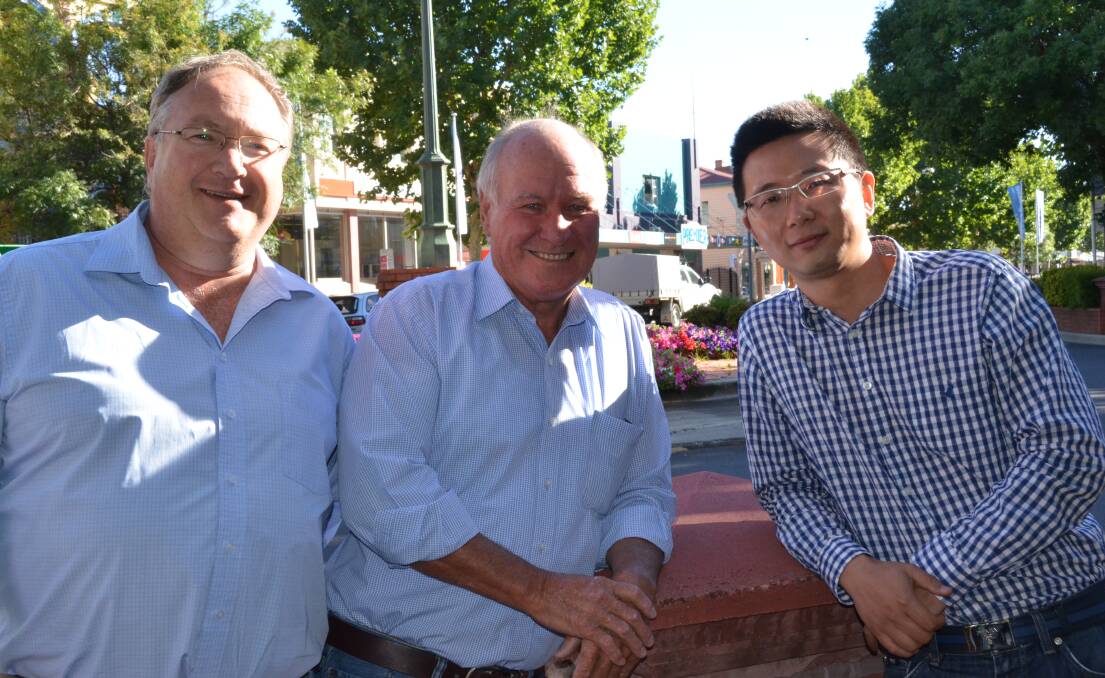 Senator Dio Wang (right) with Bindaree's development manager John Clements, and former Member for New England, Tony Windsor in Inverell on Tuesday.
