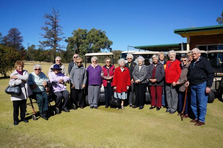 The HACC group had a wonderful mornign tea, lunch and time on the green at the Inverell Golf Club.