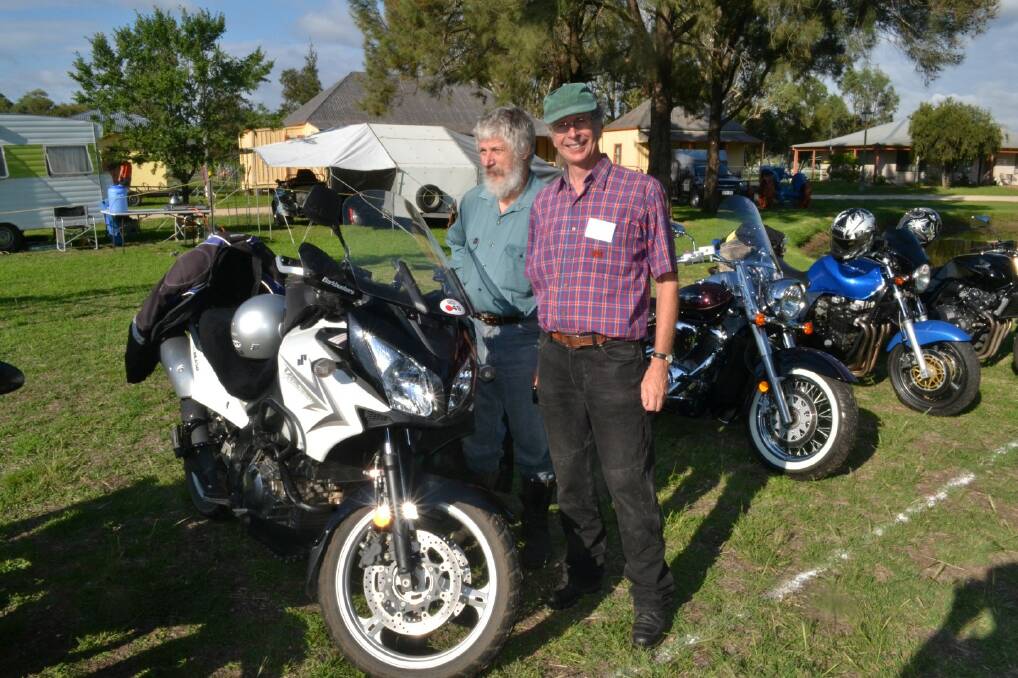 Hugh Raadgever of Coonabarabran with his Suzuki 650 VStrom. He's joined by Dan Kucera. DSC_8485