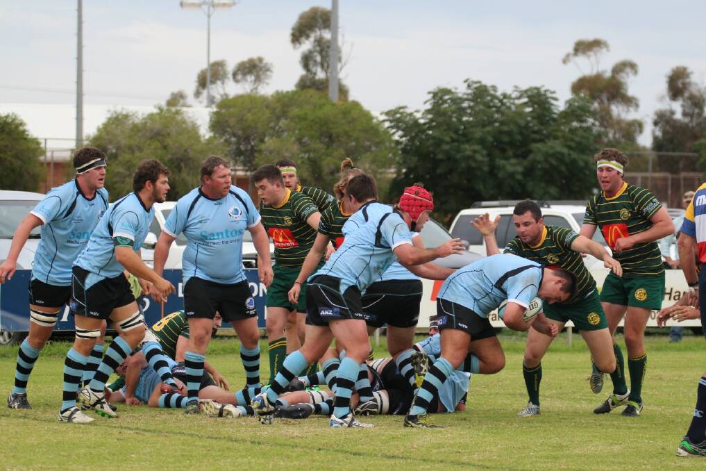 GAVE IT THEIR BEST: The Inverell Highlanders faced tough customers at Narrabri on the weekend.