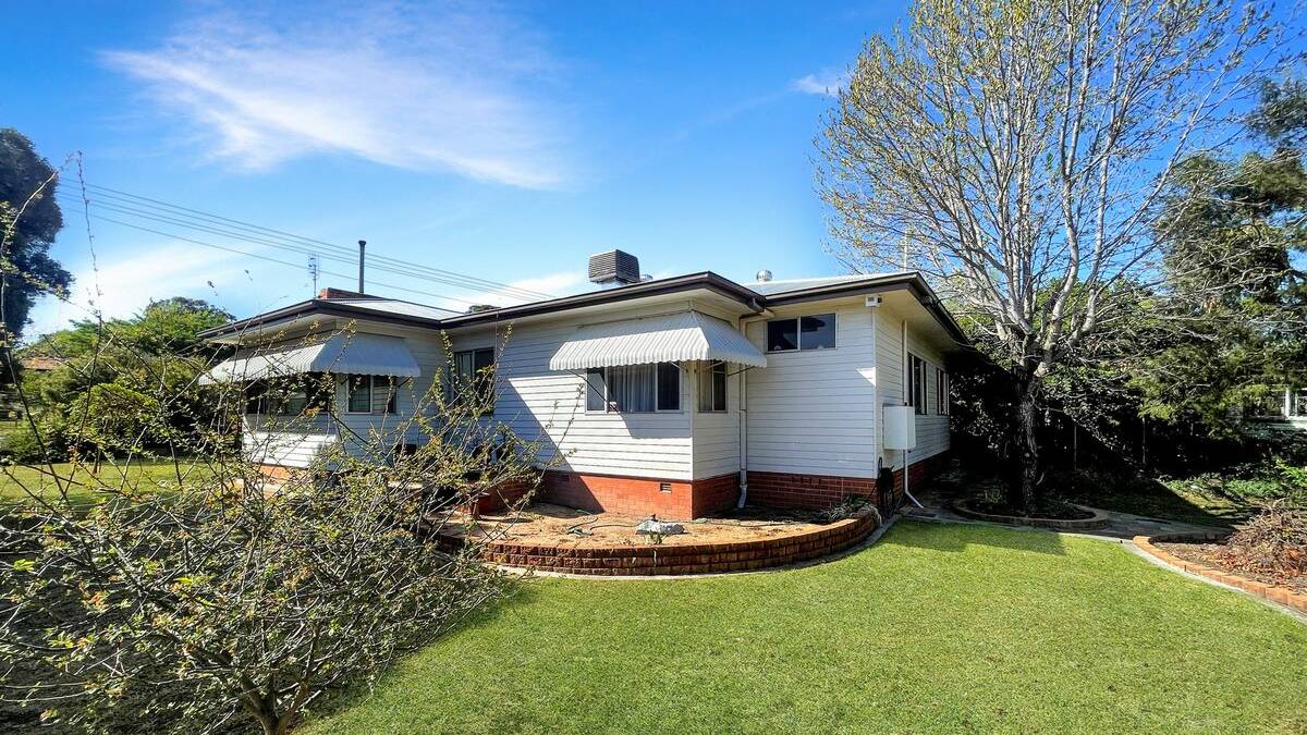 53-55 Bennett Street, Inverell has a price guide of $429,000. Picture from View