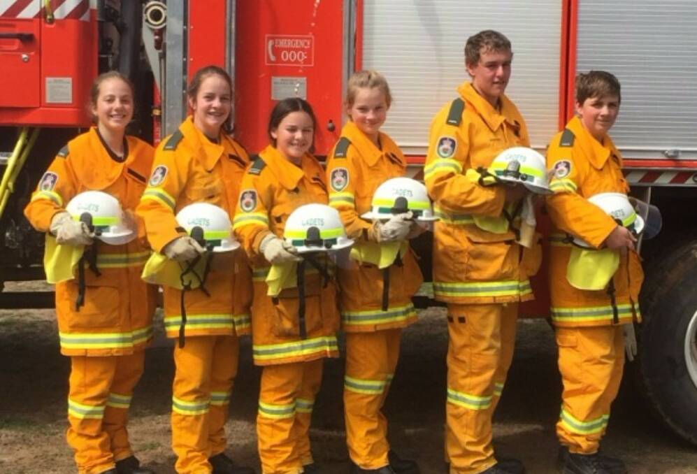 Northern Tablelands fire cadets Annaliese Gillett, Kaitlyn Wallbridge, Mikaela Prichard, Shae Raw, Alex White and Joshua Wallbridge.