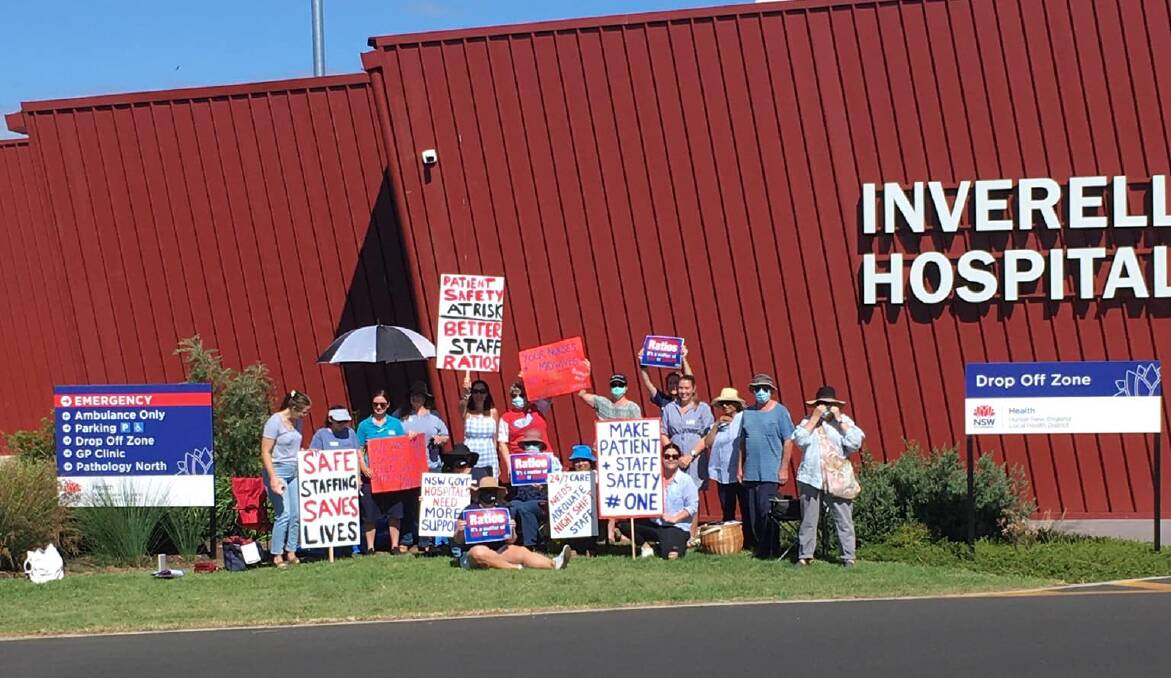 Nurses protest outside Inverell District Hospital. Picture: Joan Thompson