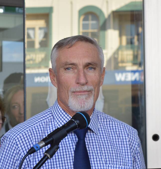TO THE PEOPLE: Inverell Mayor Paul Harmon revisits Tingha boundary issue during a Council meeting on Wednesday. Mr Harmon said the power was over to the people.