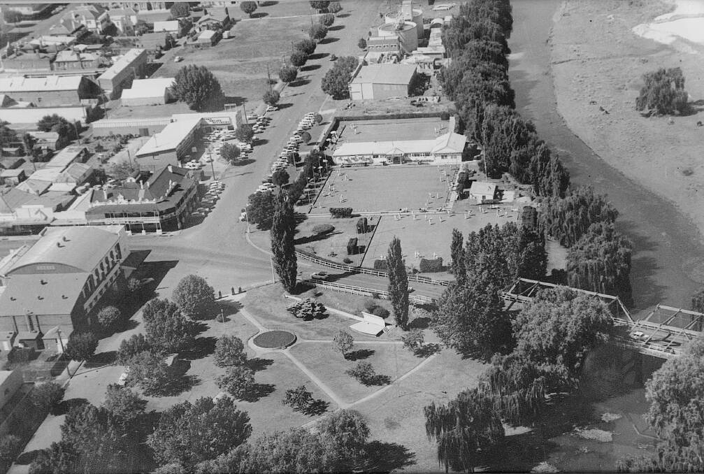 An aerial view of the bowling green in about 1960.