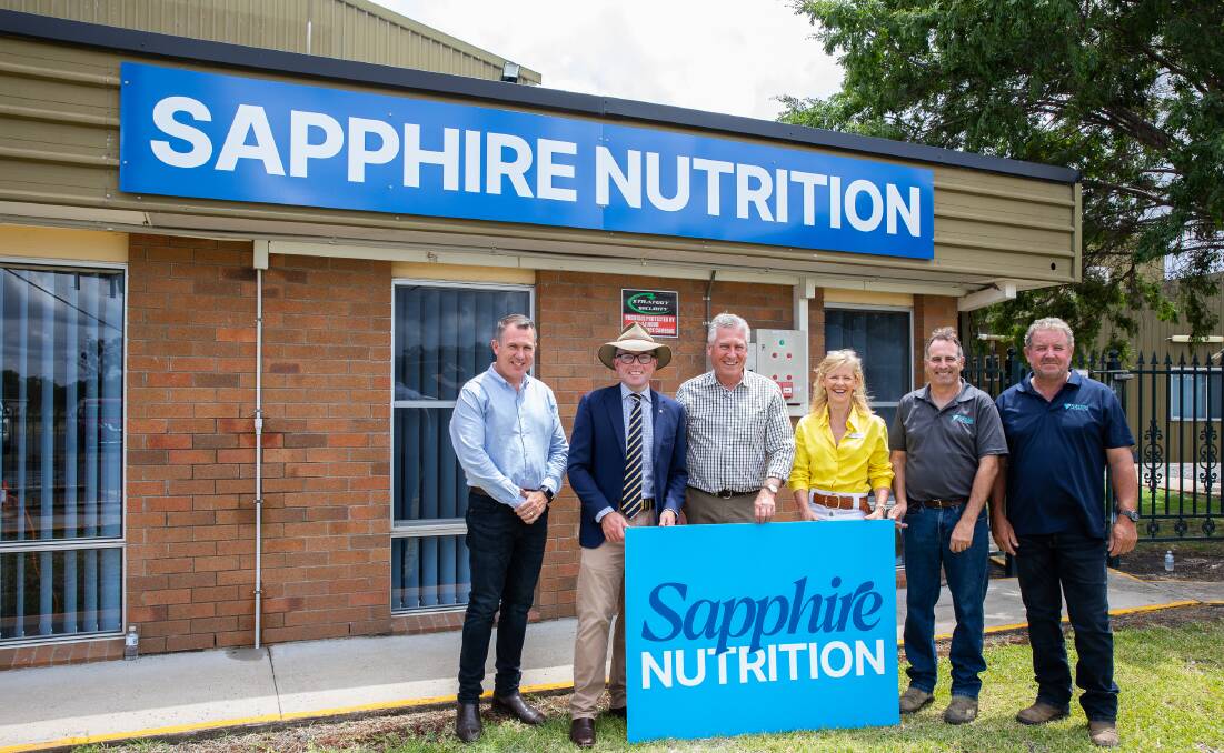 Arran Green (Investor), MP Adam Marshall, Nelson Green (Investor and Director of the Green Group), Deputy Mayor Kate Dight and Inverell based owners, Peter Oliver, Operations Manager and Wesley Sims, Factory Manager.