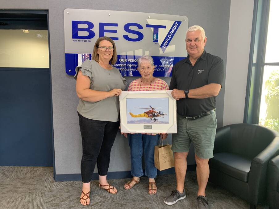 Kerrie Dettmann, Manager Community Service BEST Employment, Drovers Run entrant Sue Lowe and Jeff Galbraith from Westpac Rescue Helicopter Service. Picture supplied.