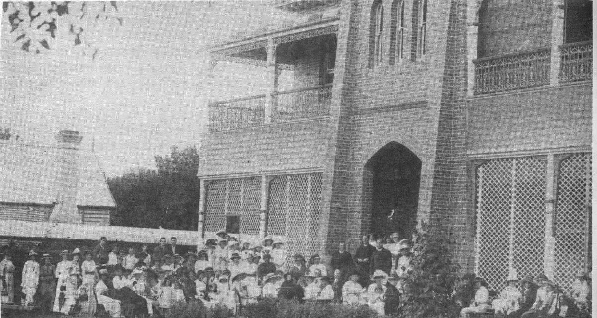 Opening of the Catholic convent in 1909.