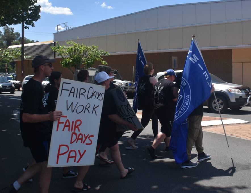 Bindaree Beef workers rally together and call for a  pay increase. 