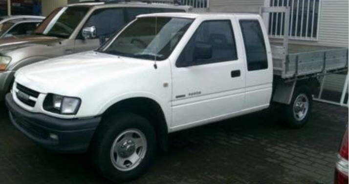This vehicle is a similar make and model to the 1999 Holden Rodeo utility involved in the incident.