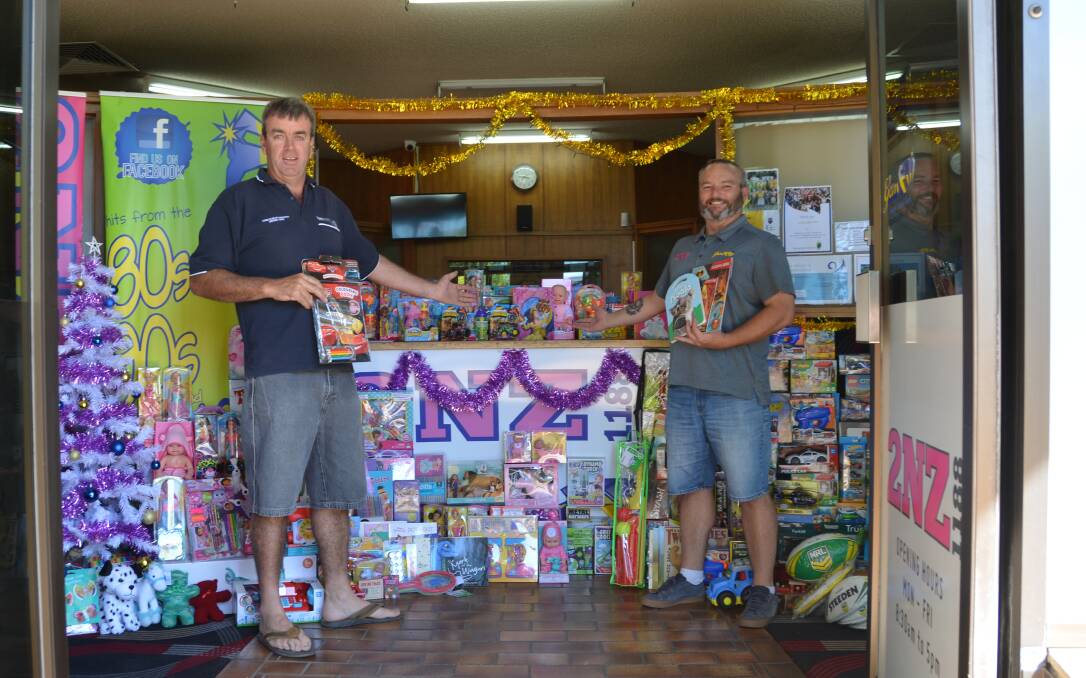 Bundarra Lions Club president Peter Gregory drops by to see Monte and make a donation on behalf of the club.