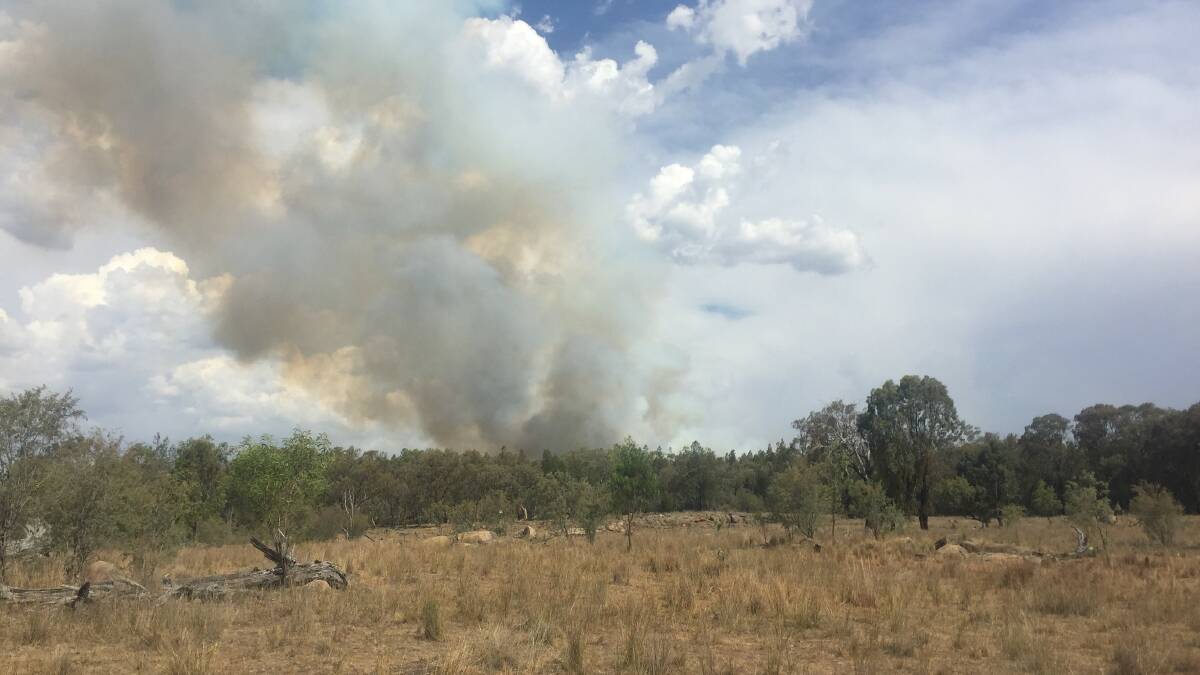 Rural Fire Service responds to out of control blaze near Inverell