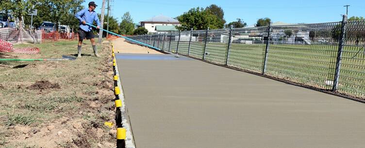 Where would you like to see more walking paths around Inverell?