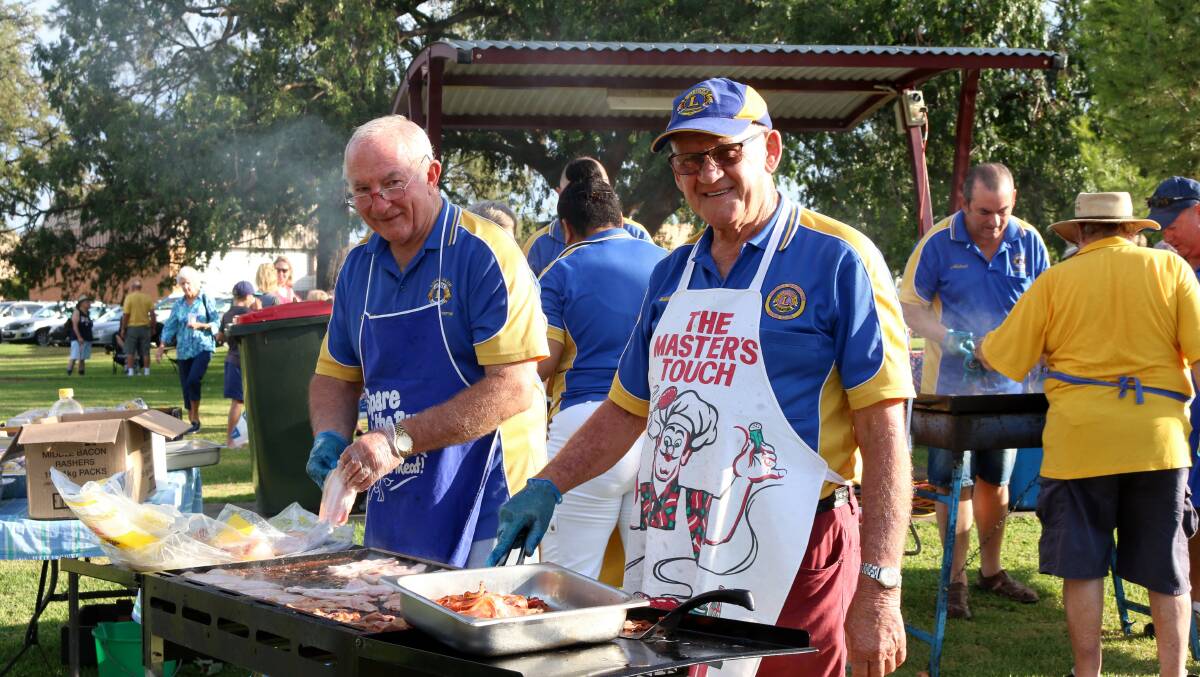 Macintyre Inverell Lions Club members will provide a barbecue breakfast in for a gold coin donation.