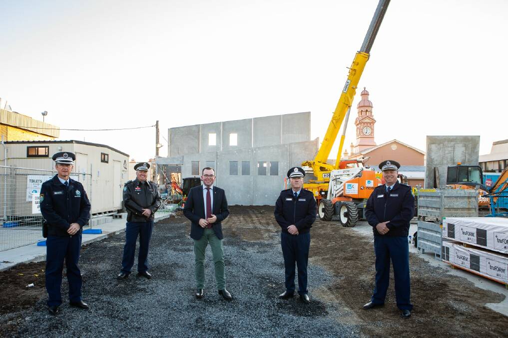 Inspecting progress Inverell's Police Station: Incoming New England Police Commander Superintendent Steve Laksa, Inverell Officer in Charge Chief Inspector Rowan OBrien, Northern Tablelands MP Adam Marshall, NSW Police Commissioner Mick Fuller and Assistant Commissioner Geoff McKechnie.