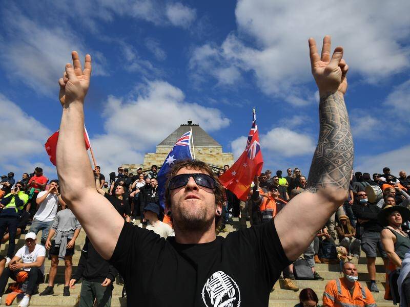 Protesters who spent days rioting in Melbourne converged on the Shrine of Remembrance.