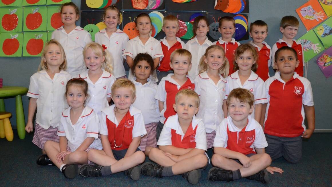 Inverell Public School: KW: Back row, (l-r) Edie, Ella, Abby, Damon, Allee, Javier, Kyan, Jacob. Middle row: Annalee, Layla, Jenifer-Rose, Tyler, Jacqui, Katie, Paul. Front row: Mia, Danny, Sam and Cooper. Photo by Inverell Times Feb 2014.